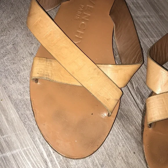 Givenchy straps tobacco flat sandals size 7